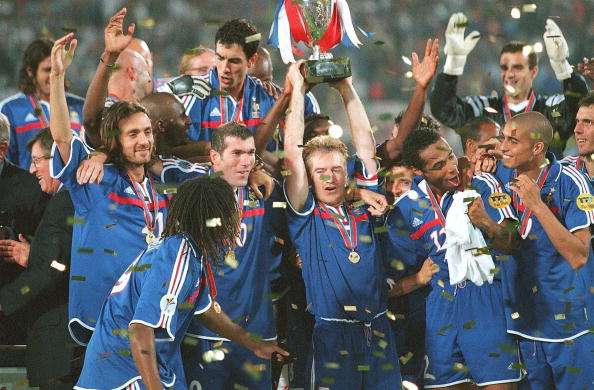 2000年欧洲杯决赛 - 先看2000年欧洲杯决赛法国阵容