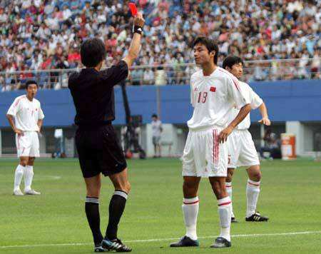 2002年世界杯 - 先看2002年世界杯中国vs巴西
