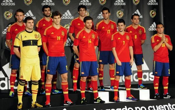 西班牙球衣 - 先看西班牙球衣图片