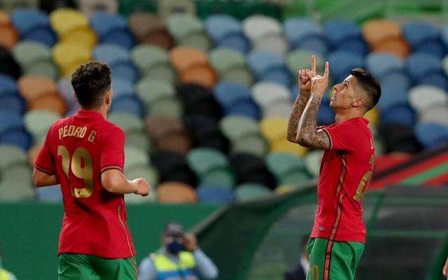 葡萄牙足球队 - 先看葡萄牙足球队队长