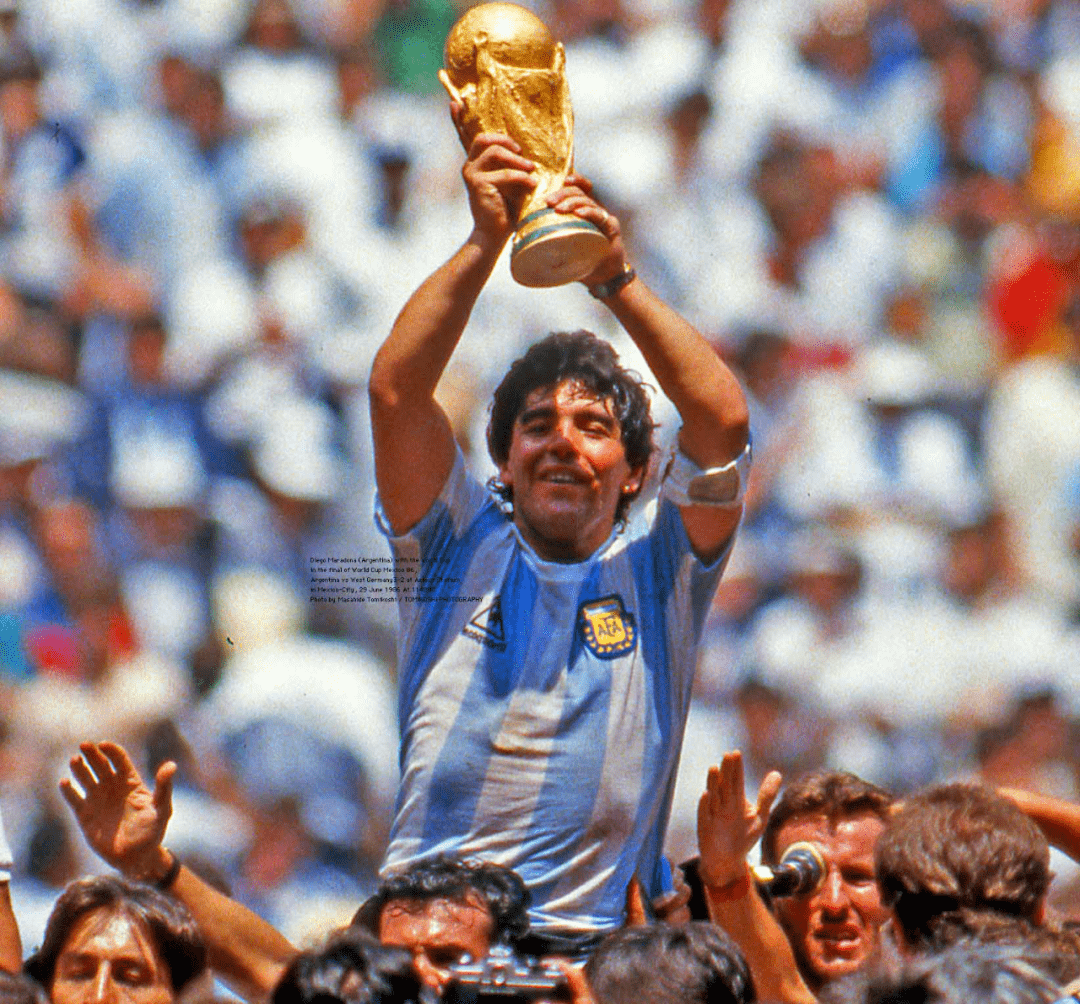 86年世界杯马拉多纳上演上帝之手 - 先看1986年世界杯马拉多纳的上帝之手